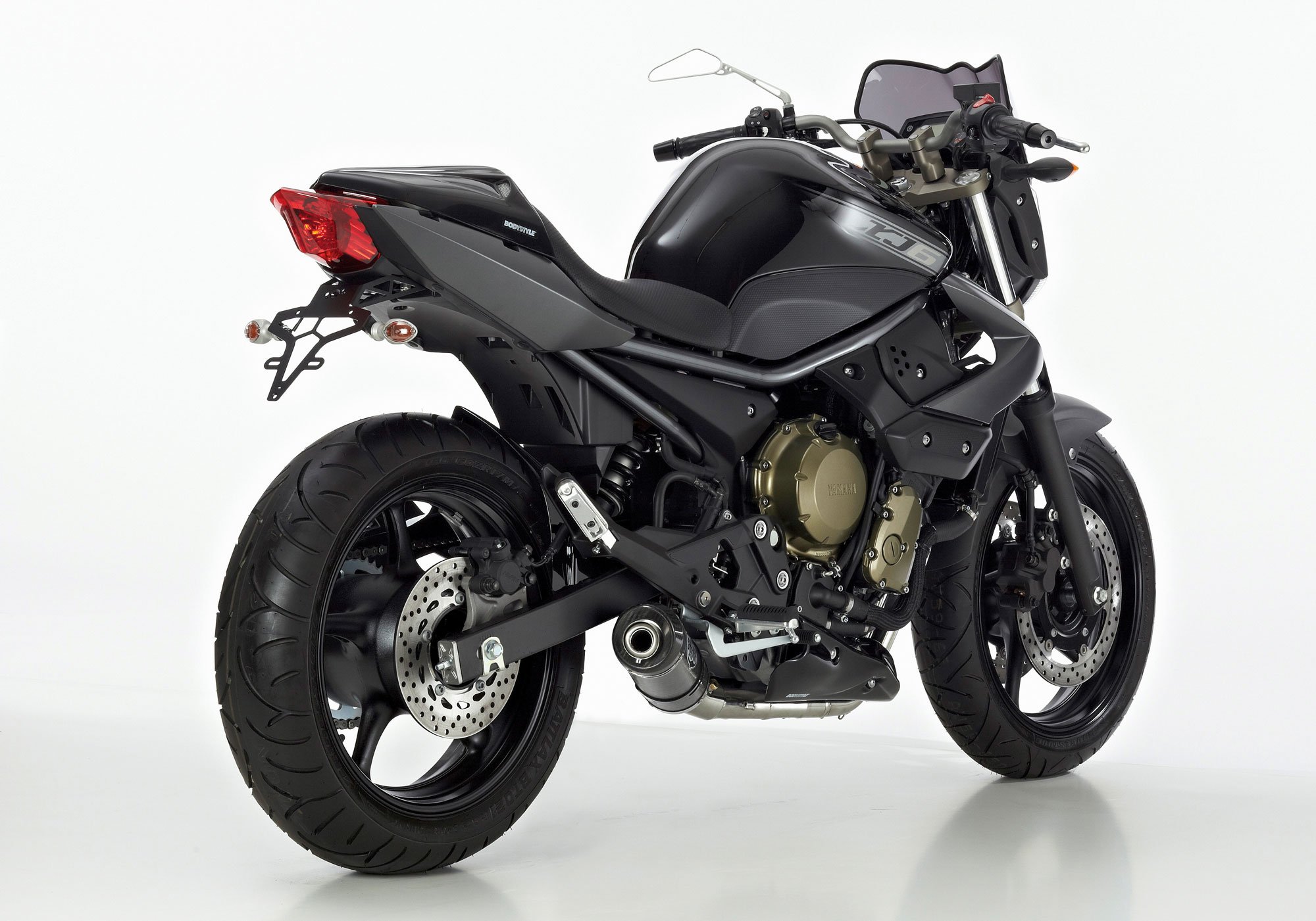 Yamaha xj6 deals akrapovic